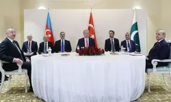 Cumhurbaşkanı Erdoğan, Türkiye-Azerbaycan-Pakistan üçlü görüşmesine katıldı