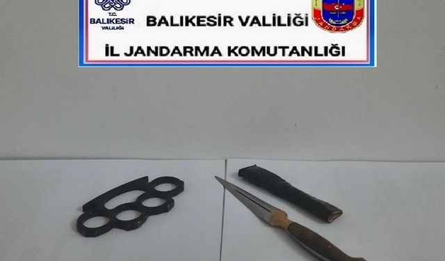 Balıkesir'de polis ve jandarmadan 75 şahsa gözaltı