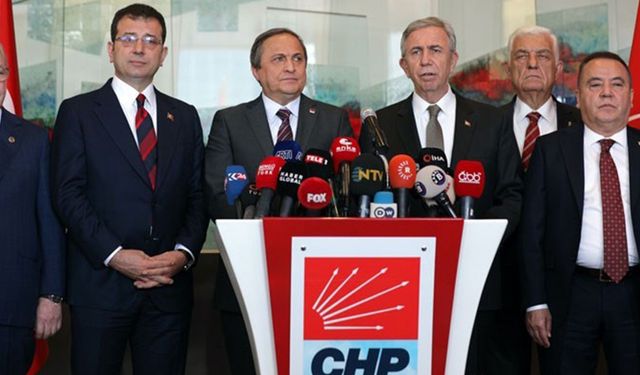 CHP'li 11 Büyükşehir Belediye Başkanı ortak bir bildiri açıkladı