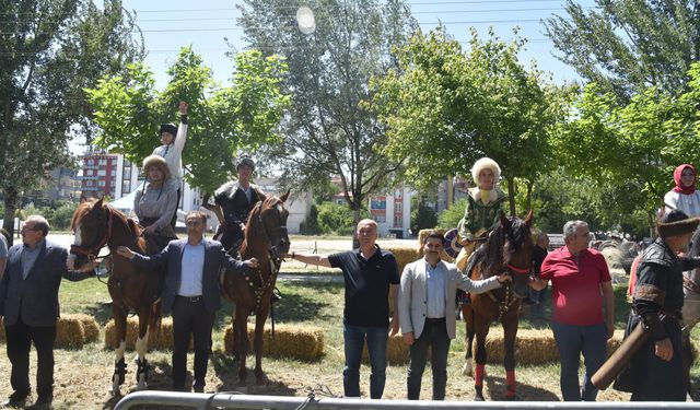 Dursunbey’de Atlı Okçuluk Türkiye Şampiyonası heyecanı