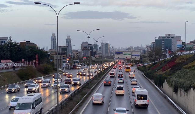 İstanbul’da ara tatil sonrası trafik yoğunluğu oluştu