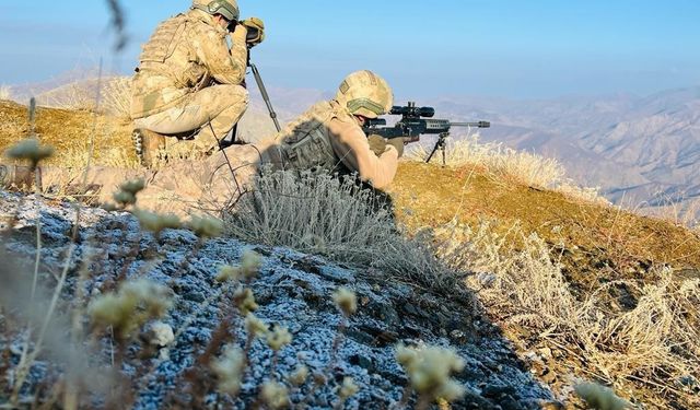 İçişleri Bakanlığınca "Eren Abluka Sonbahar-Kış-21 Şehit Jandarma Uzman Çavuş Mehmet Çelik Operasyonu" başlatıldı