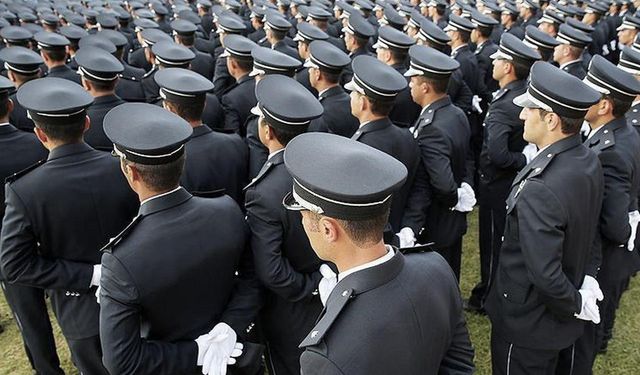 3 ilde FETÖ’nün Polis Akademisi öğrenci yapılanmasına operasyon: