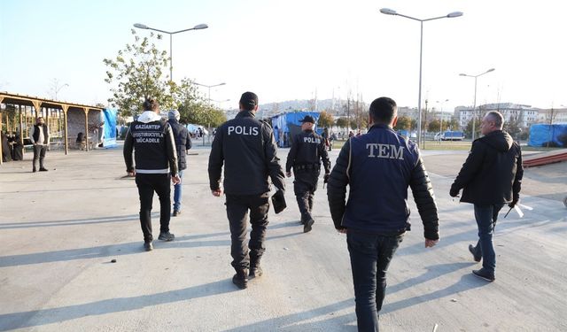 “Toplamda 33 bin 594 personel ve 249 dedektör köpeği ile genel asayiş ve narkotik uygulaması gerçekleştirildi”