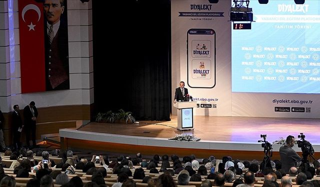 Bakan Özer: Akademik takvimi zamanında tamamlayacağız