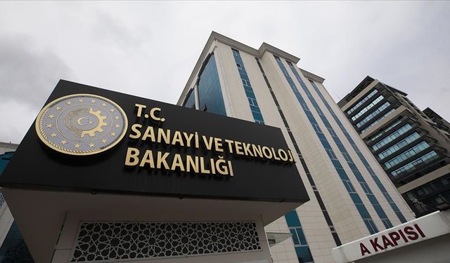 Sanayi ve Teknoloji Bakanlığı üniversite tercihi yapacak gençler için "rehber" hazırladı