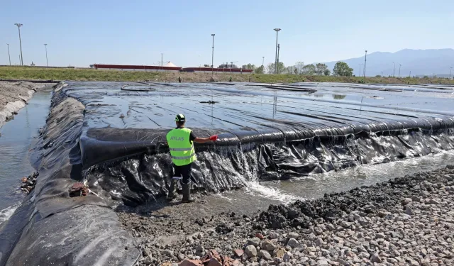 İzmit Körfezi’nden 1 milyon metreküp çamur çıkarıldı