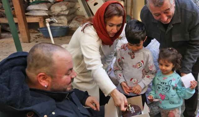 Başkan Günay'dan pastalı yeni yıl kutlaması