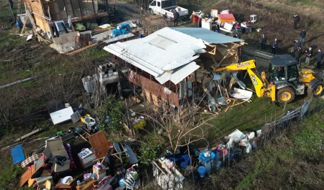 Bursa İnegöl'de kaçak yapılar ortadan kaldırılıyor