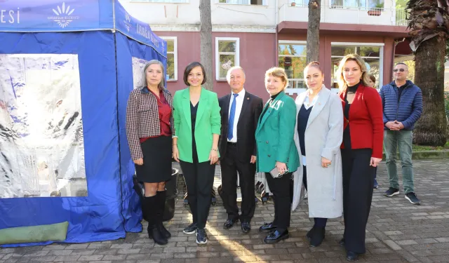 İzmir Karabağlar'da hizmet mahallelere taşındı