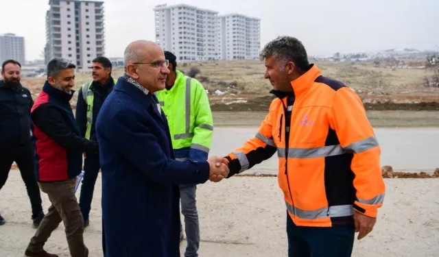 Malatya Büyükşehir'den yol çalışması