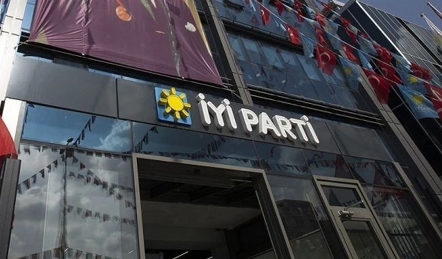 İYİ Parti'de toplu istifa!