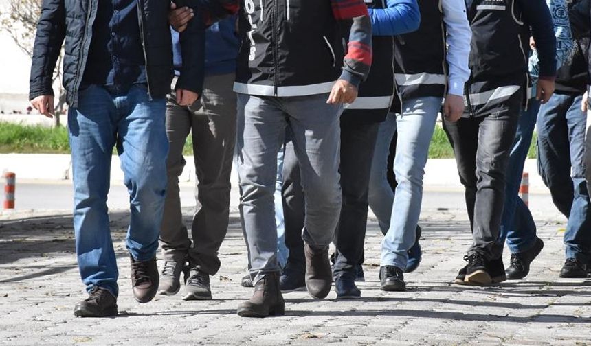 Ankara'da terör örgütleri FETÖ ve DEAŞ'a yönelik soruşturmada 49 gözaltı kararı