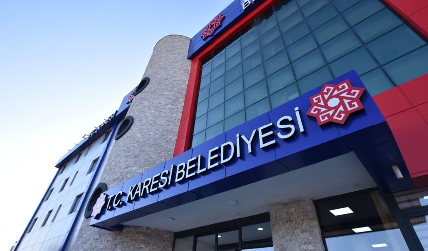 Karesi Belediye Başkanı Mesut Akbıyık belediyenin borç bilançosunu açıkladı